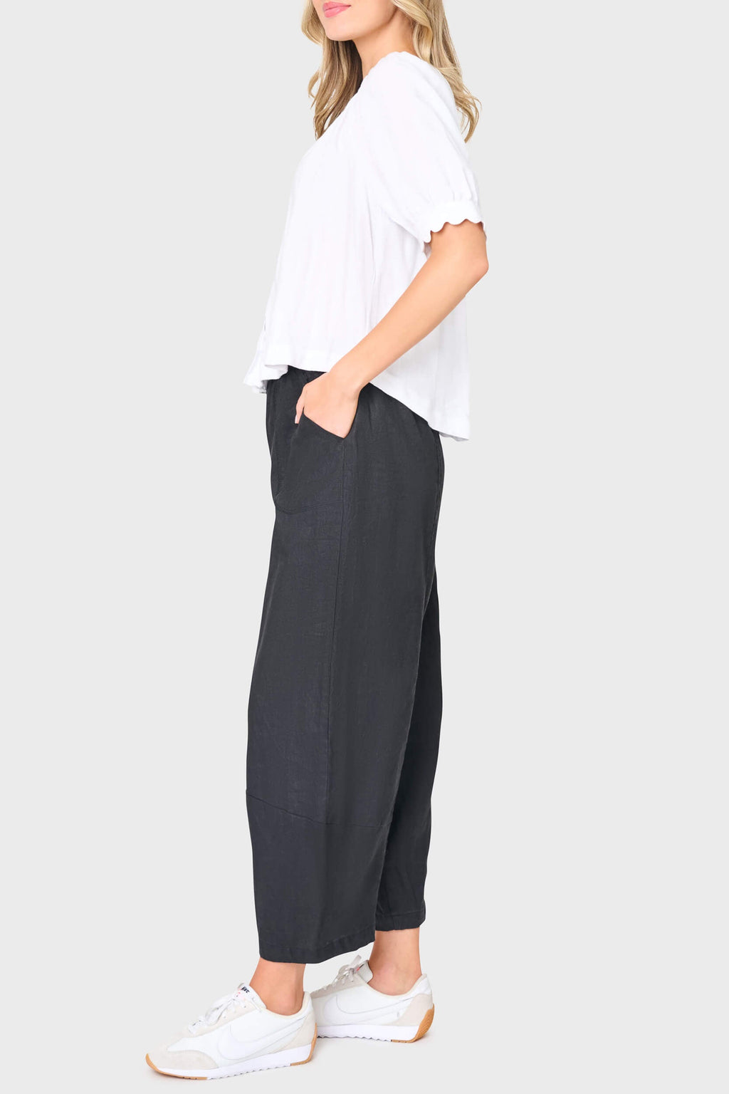 Linen Barrel Cropped Pant